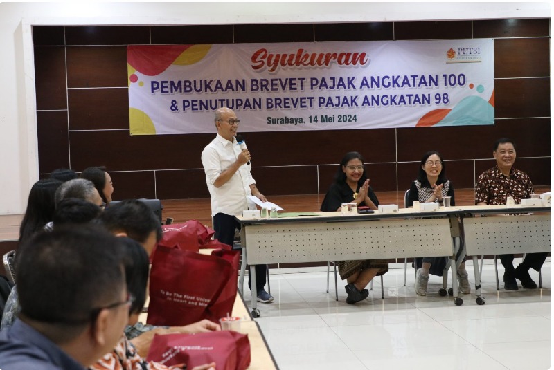 Brevet Pajak UBAYA Buka Brevet Pajak Angkatan ke 100 Brevet Pajak